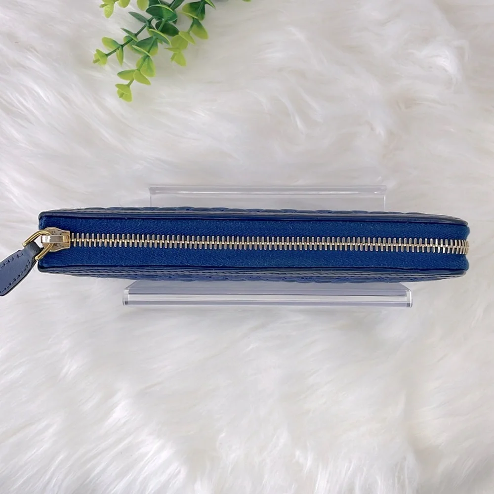 Prada Tessuto Quilted Zippy Wallet - Picture 4 of 16